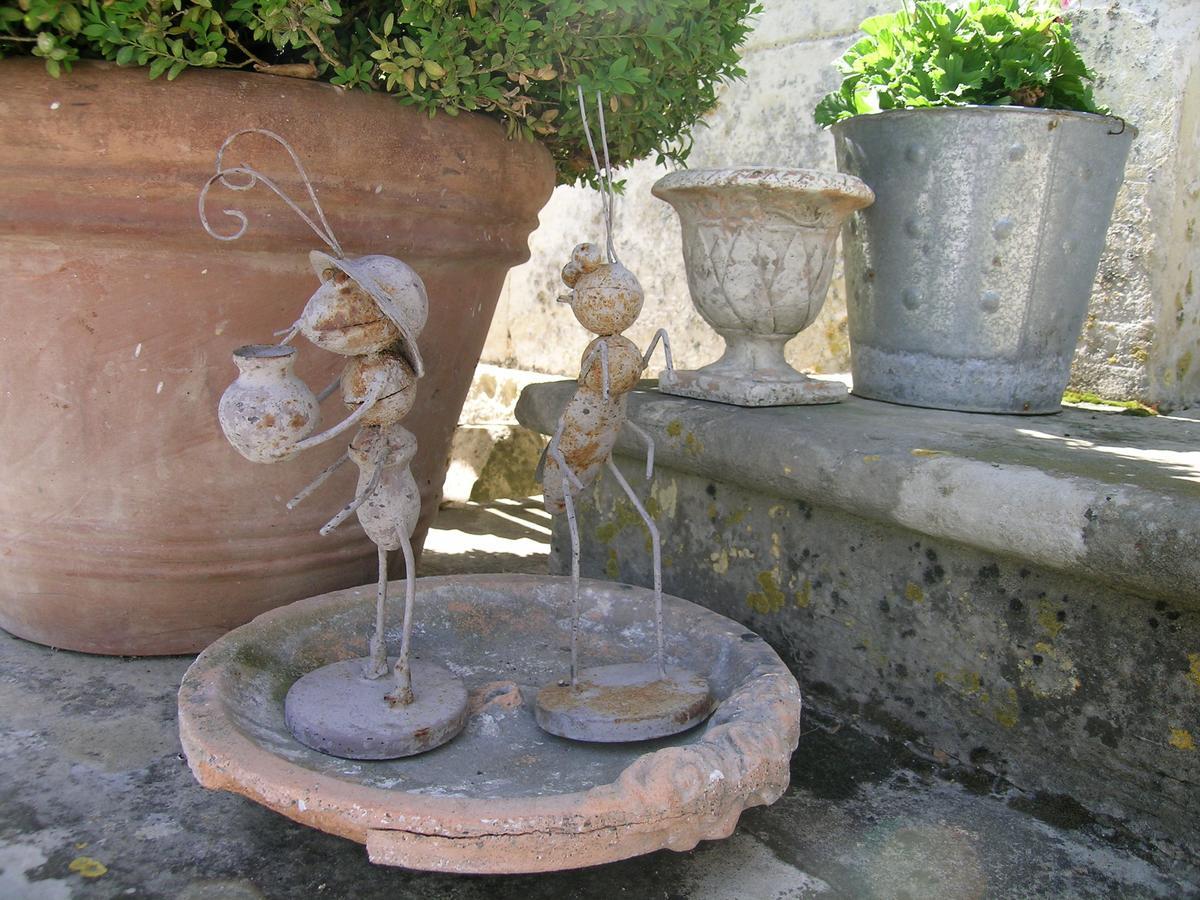 Les 2 Madeleine Bed and Breakfast Saint-Saturnin-du-Bois Eksteriør billede